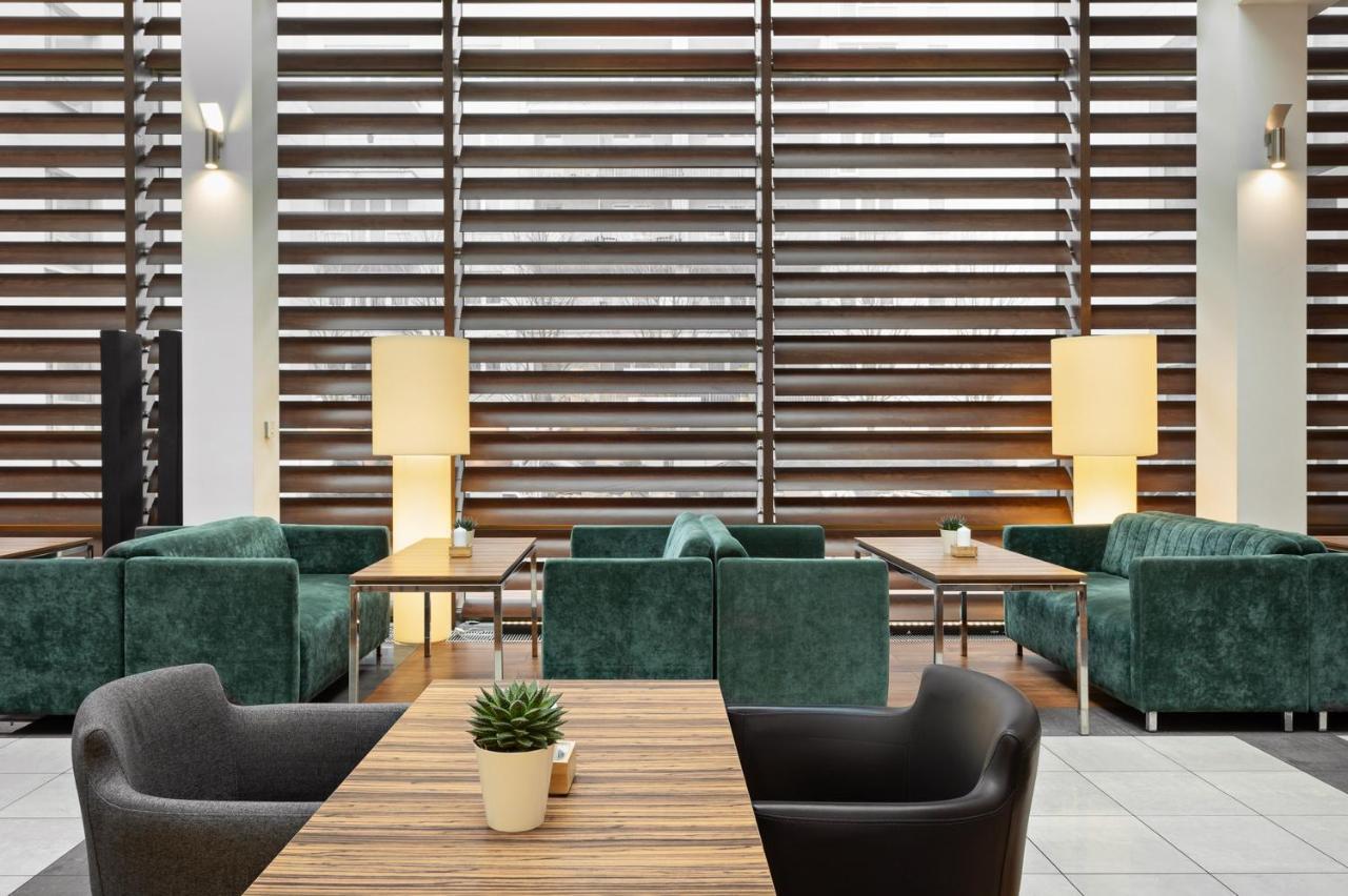 Moderno Hotel 4*
